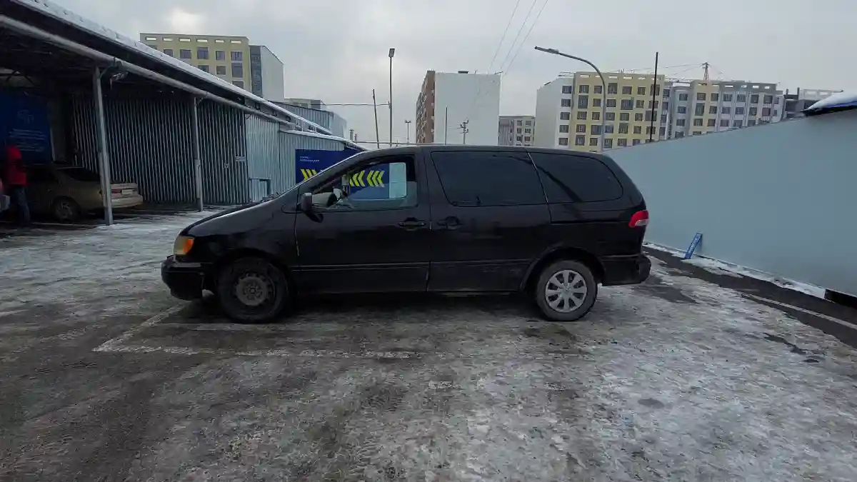 Toyota Sienna 2001 года за 3 000 000 тг. в Алматы