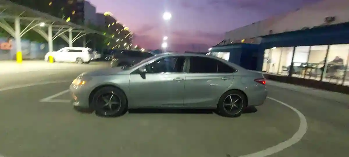 Toyota Camry 2015 года за 8 500 000 тг. в Алматы