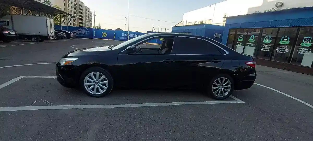 Toyota Camry 2015 года за 9 500 000 тг. в Алматы