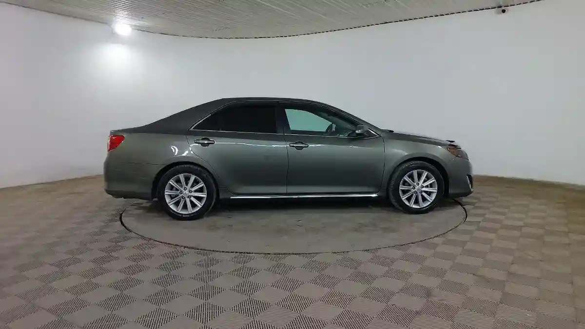 Toyota Camry 2013 года за 9 690 000 тг. в Шымкент