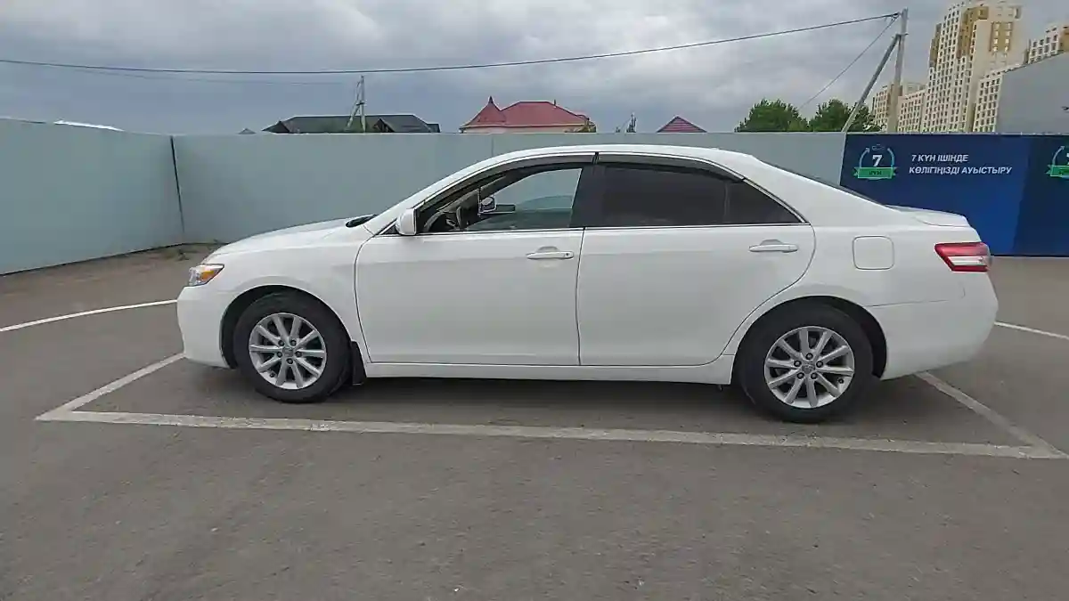 Toyota Camry 2011 года за 7 500 000 тг. в Шымкент