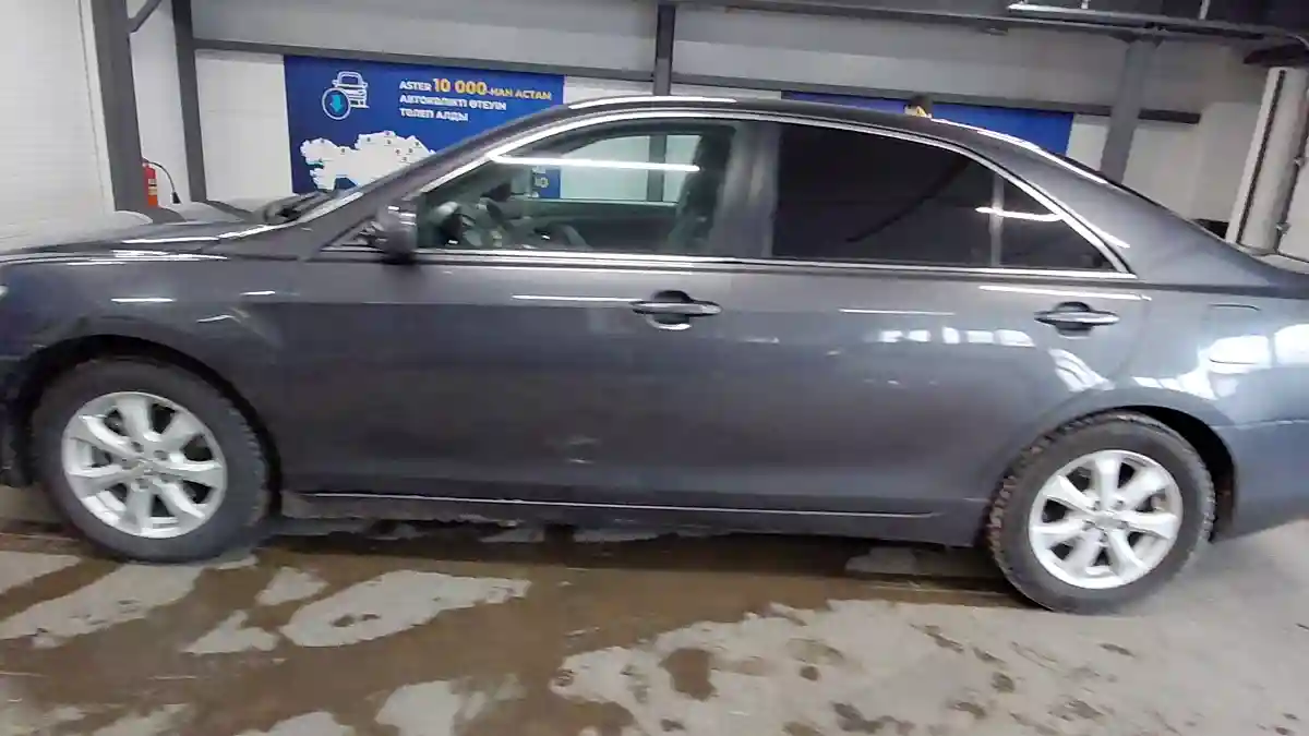 Toyota Camry 2010 года за 5 500 000 тг. в Астана