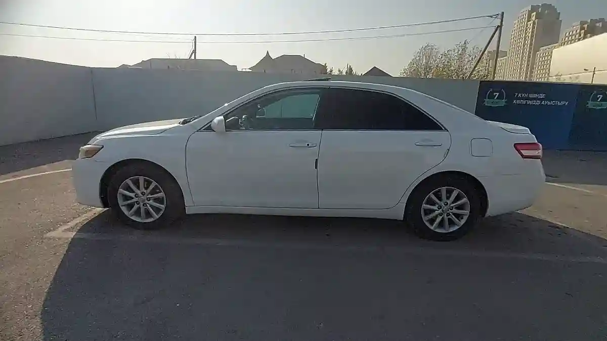 Toyota Camry 2011 года за 7 300 000 тг. в Шымкент