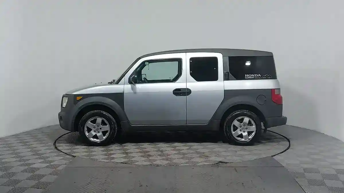Honda Element 2003 года за 4 150 000 тг. в Астана