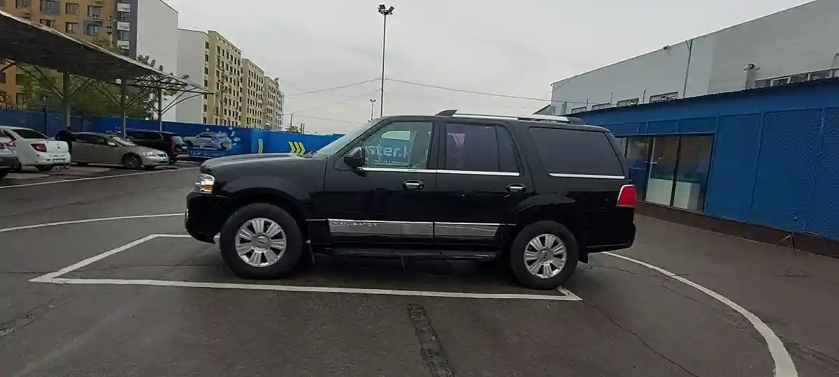 Lincoln Navigator 2007 года за 8 000 000 тг. в Алматы