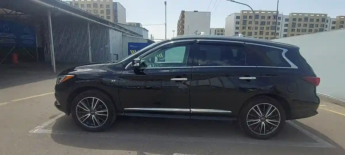 Infiniti QX60 2017 года за 16 000 000 тг. в Алматы