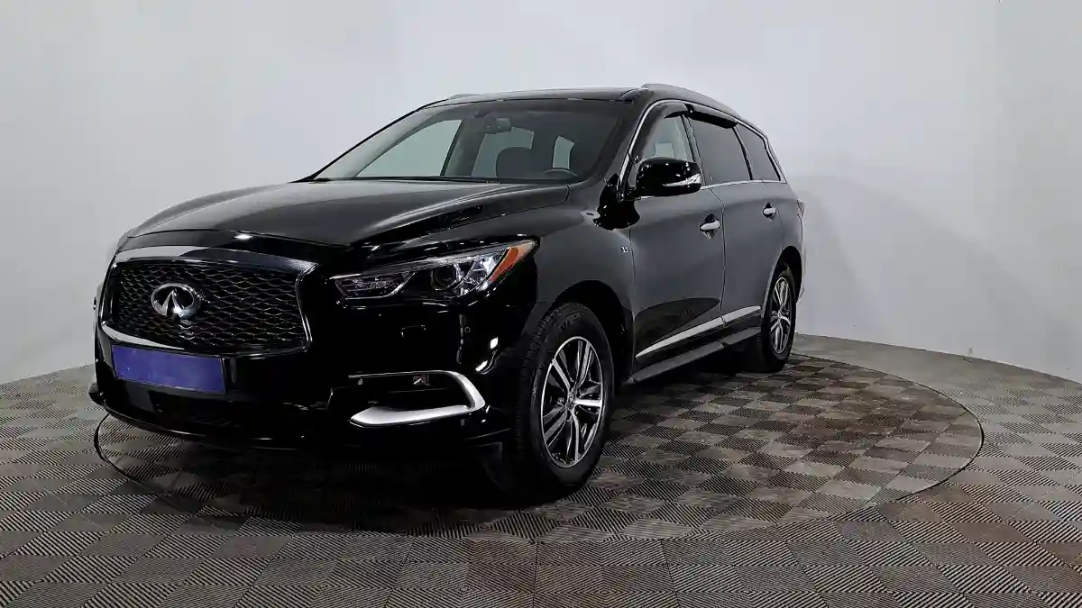 Infiniti QX60 2017 года за 10 990 000 тг. в Астана