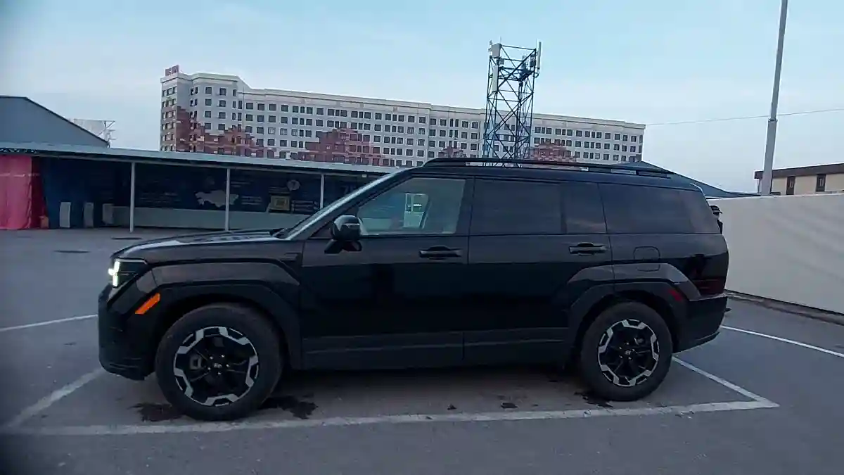 Hyundai Santa Fe 2024 года за 18 500 000 тг. в Шымкент