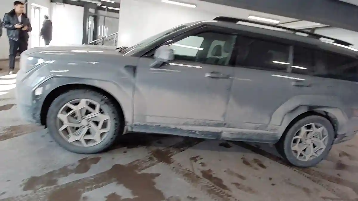 Hyundai Santa Fe 2024 года за 20 000 000 тг. в Астана