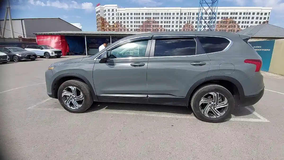 Hyundai Santa Fe 2021 года за 14 000 000 тг. в Шымкент