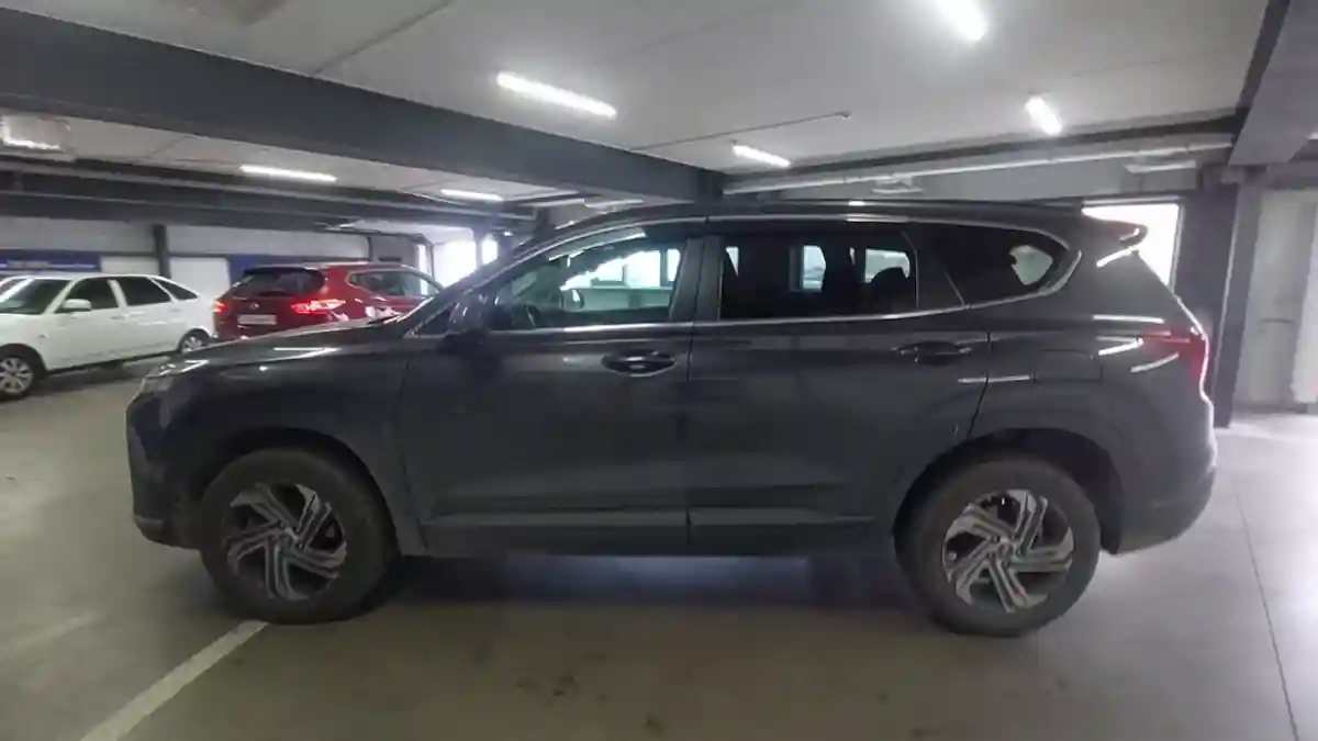 Hyundai Santa Fe 2021 года за 15 900 000 тг. в Астана