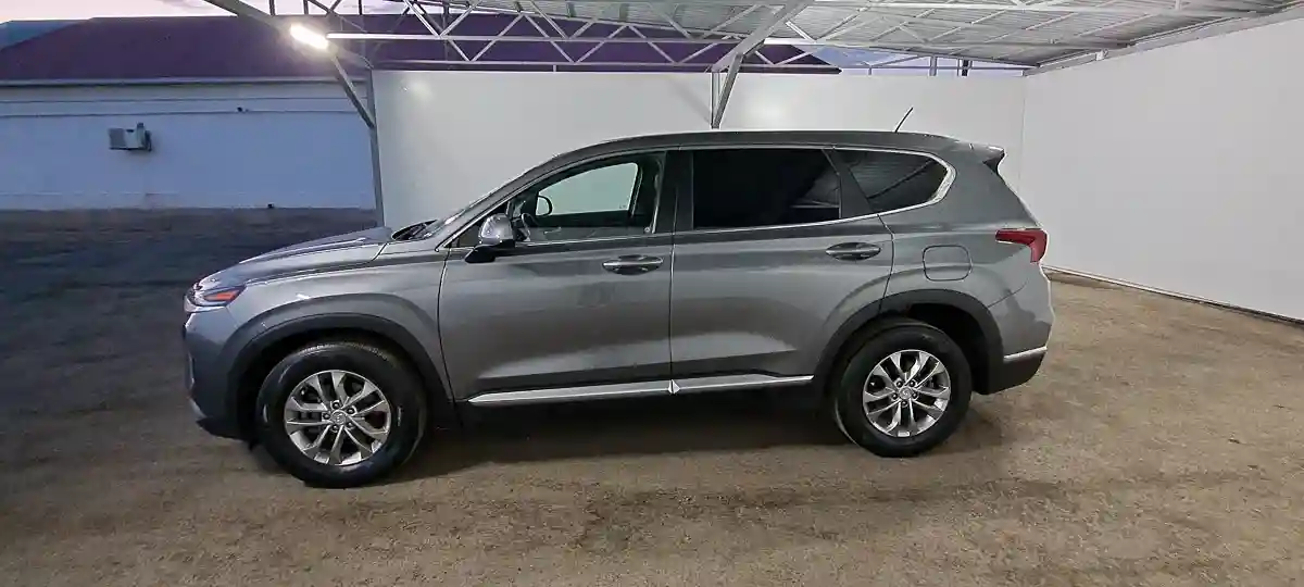 Hyundai Santa Fe 2019 года за 15 790 000 тг. в Кызылорда