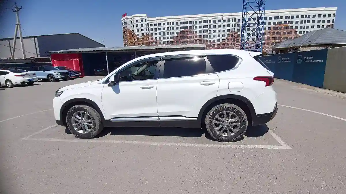 Hyundai Santa Fe 2019 года за 10 800 000 тг. в Шымкент