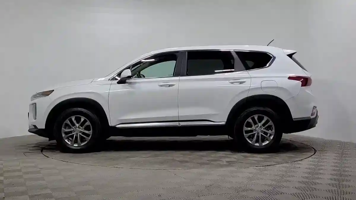 Hyundai Santa Fe 2018 года за 11 500 000 тг. в Алматы