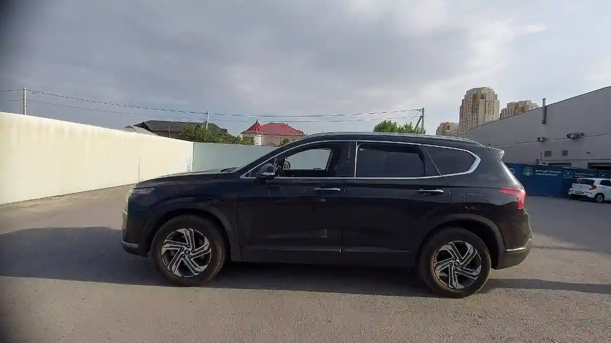 Hyundai Santa Fe 2022 года за 16 000 000 тг. в Шымкент