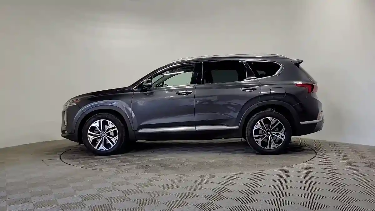 Hyundai Santa Fe 2019 года за 14 500 000 тг. в Алматы