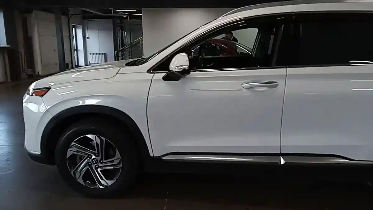Hyundai Santa Fe 2021 года за 13 000 000 тг. в Астана