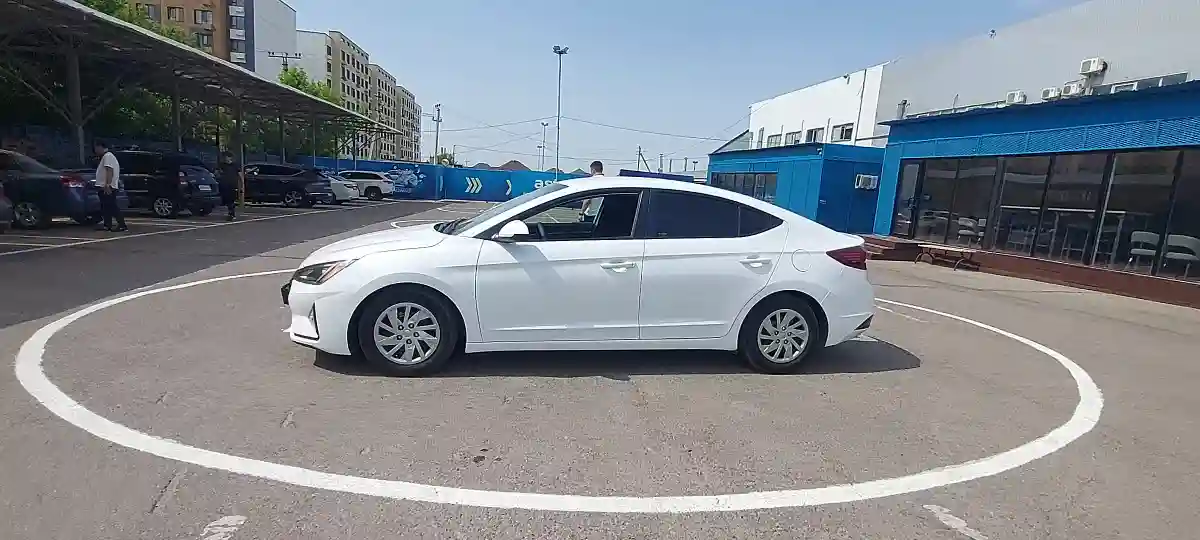Hyundai Elantra 2019 года за 7 500 000 тг. в Алматы