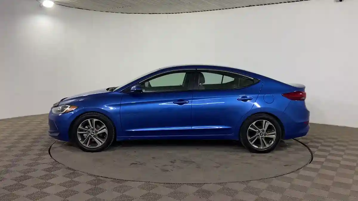 Hyundai Elantra 2017 года за 7 480 000 тг. в Шымкент