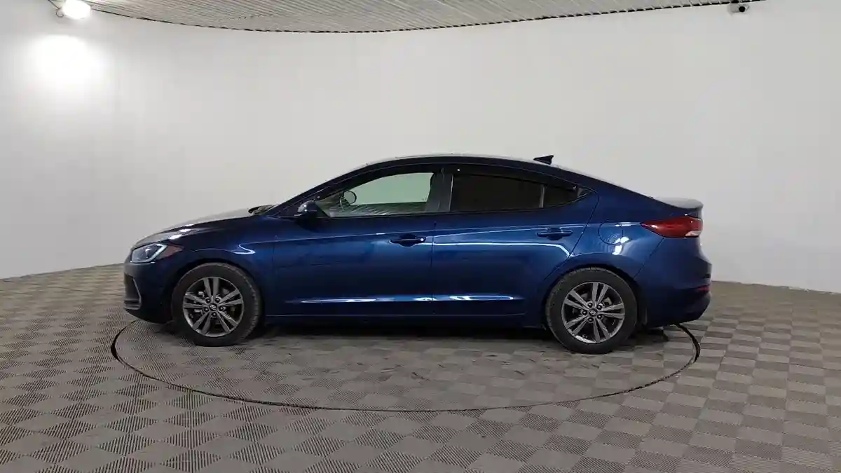 Hyundai Elantra 2018 года за 7 250 000 тг. в Шымкент