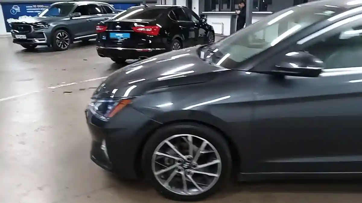Hyundai Elantra 2020 года за 8 500 000 тг. в Астана