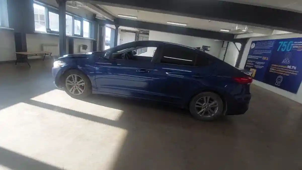 Hyundai Elantra 2016 года за 6 000 000 тг. в Астана