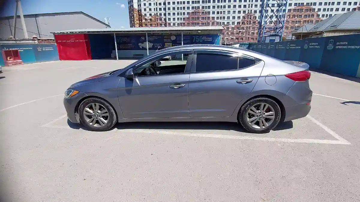 Hyundai Elantra 2018 года за 7 000 000 тг. в Шымкент