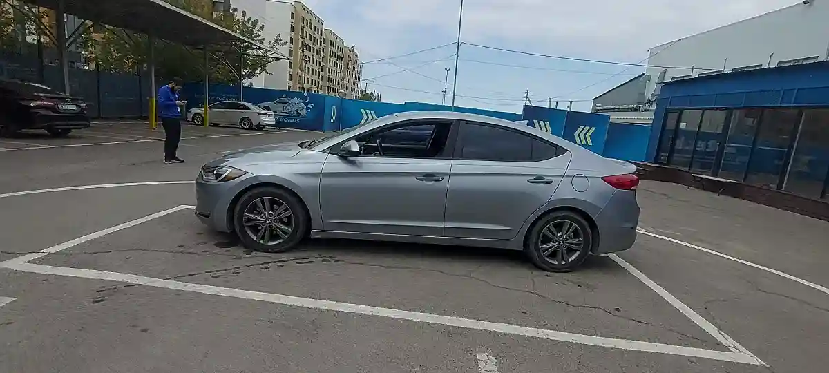 Hyundai Elantra 2016 года за 7 000 000 тг. в Алматы