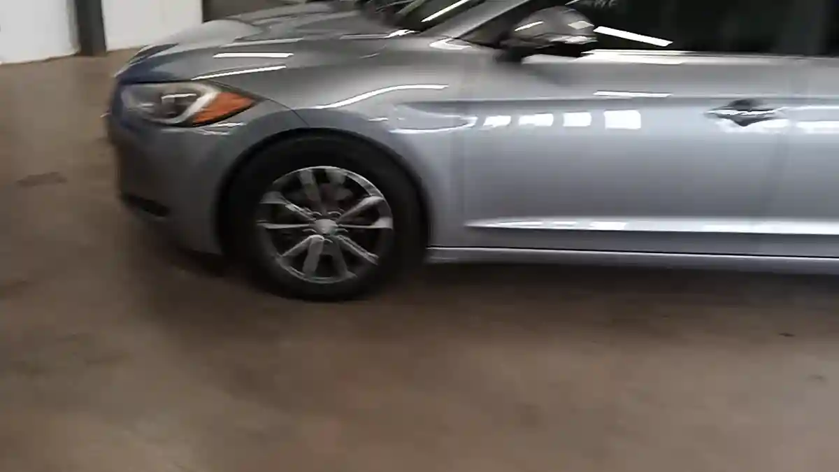 Hyundai Elantra 2016 года за 8 000 000 тг. в Астана