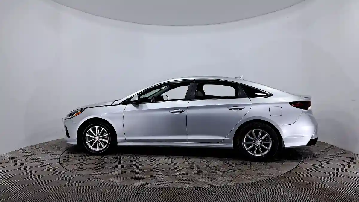 Hyundai Sonata 2018 года за 7 790 000 тг. в Астана