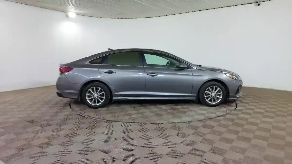 Hyundai Sonata 2019 года за 8 490 000 тг. в Шымкент