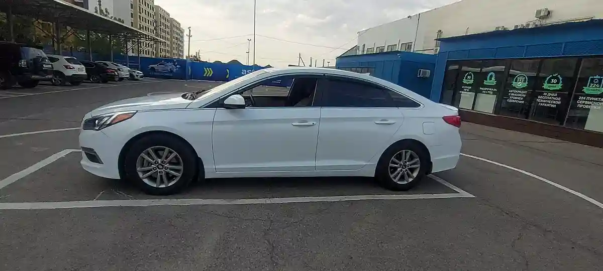 Hyundai Sonata 2015 года за 9 500 000 тг. в Алматы