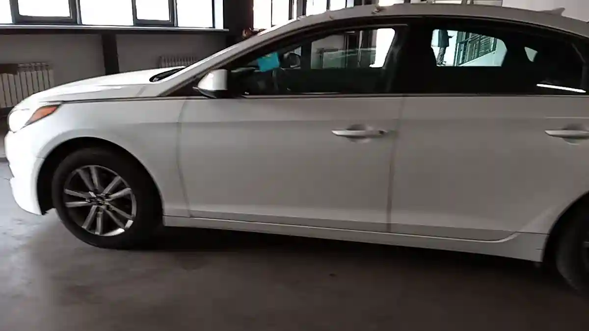 Hyundai Sonata 2016 года за 6 700 000 тг. в Астана