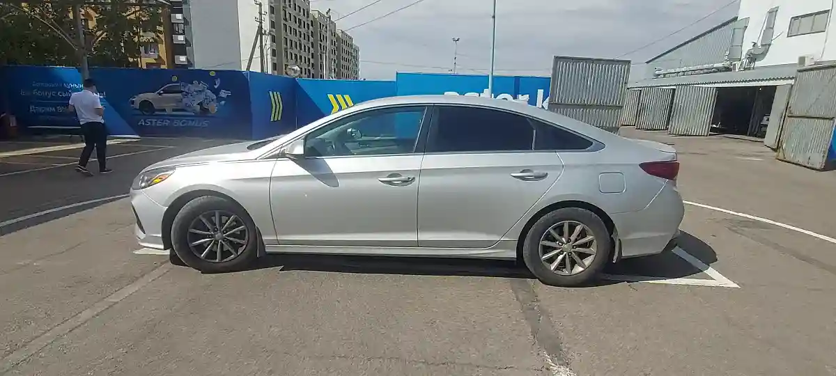 Hyundai Sonata 2019 года за 8 500 000 тг. в Алматы