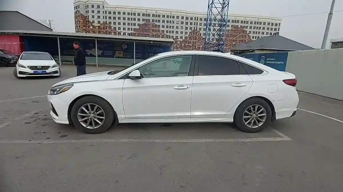 Hyundai Sonata 2019 года за 8 500 000 тг. в Шымкент
