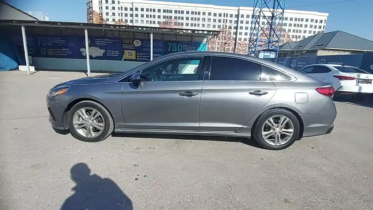 Hyundai Sonata 2018 года за 8 500 000 тг. в Шымкент