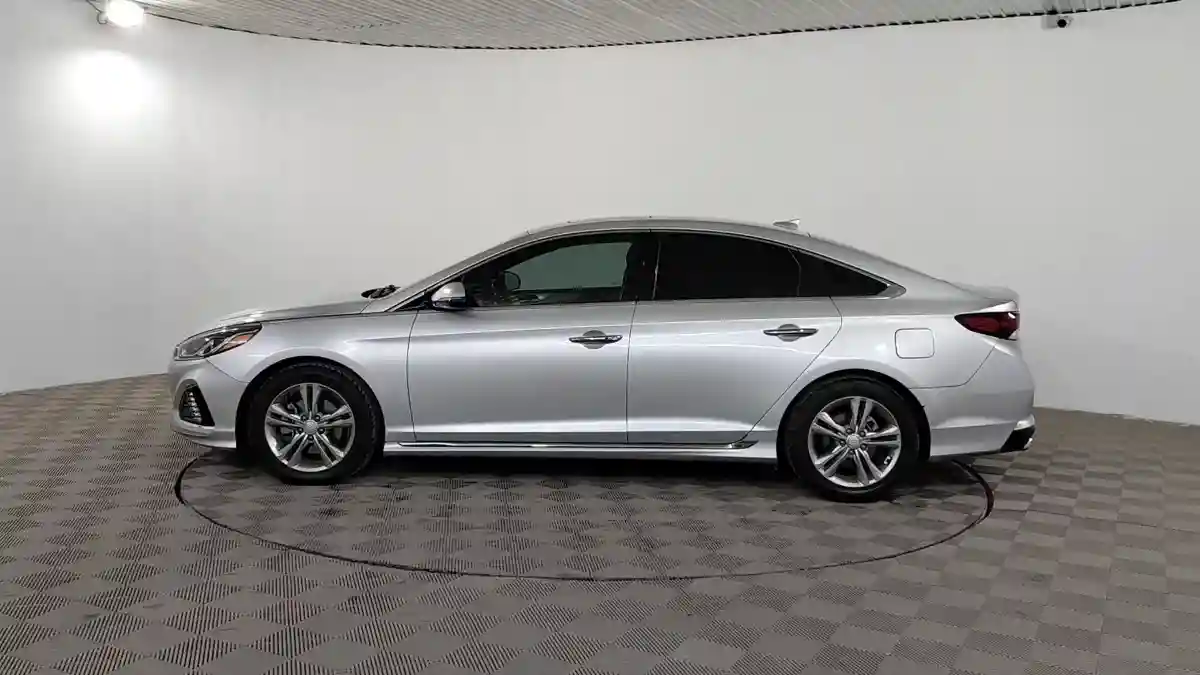 Hyundai Sonata 2018 года за 7 540 000 тг. в Шымкент