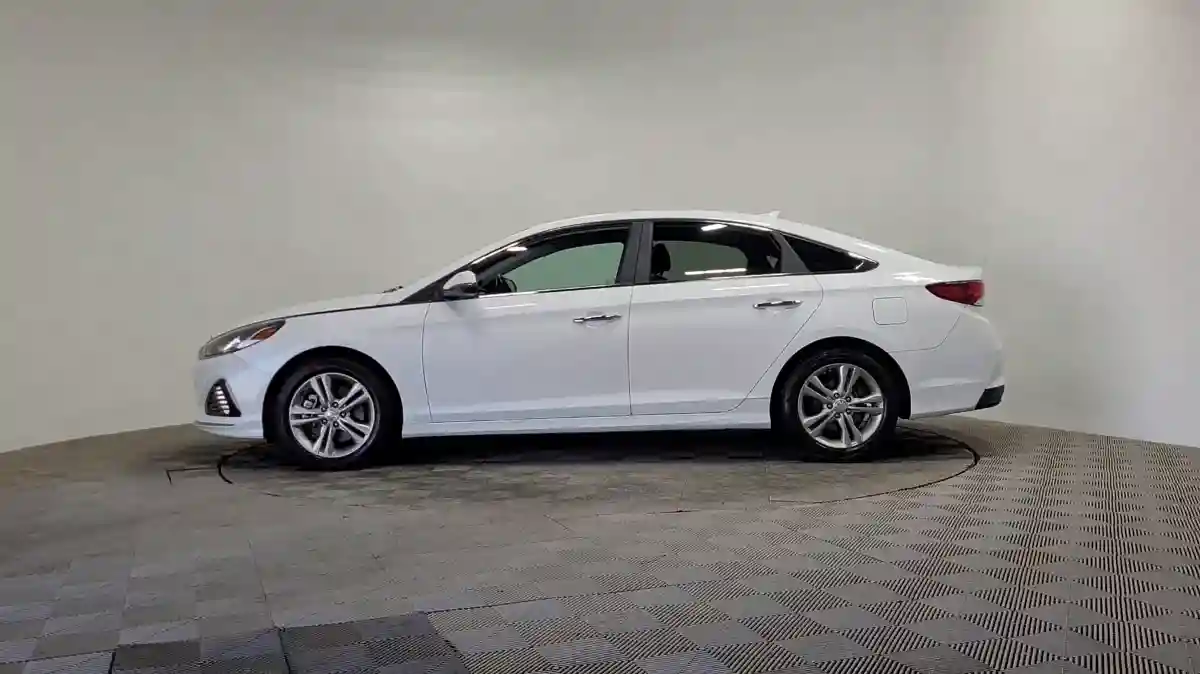 Hyundai Sonata 2019 года за 9 000 000 тг. в Алматы