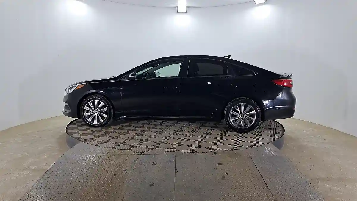 Hyundai Sonata 2016 года за 9 355 000 тг. в Актобе