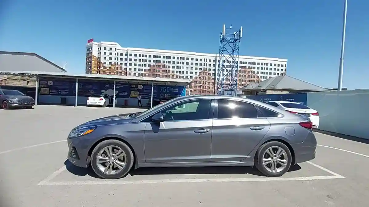 Hyundai Sonata 2019 года за 9 500 000 тг. в Шымкент