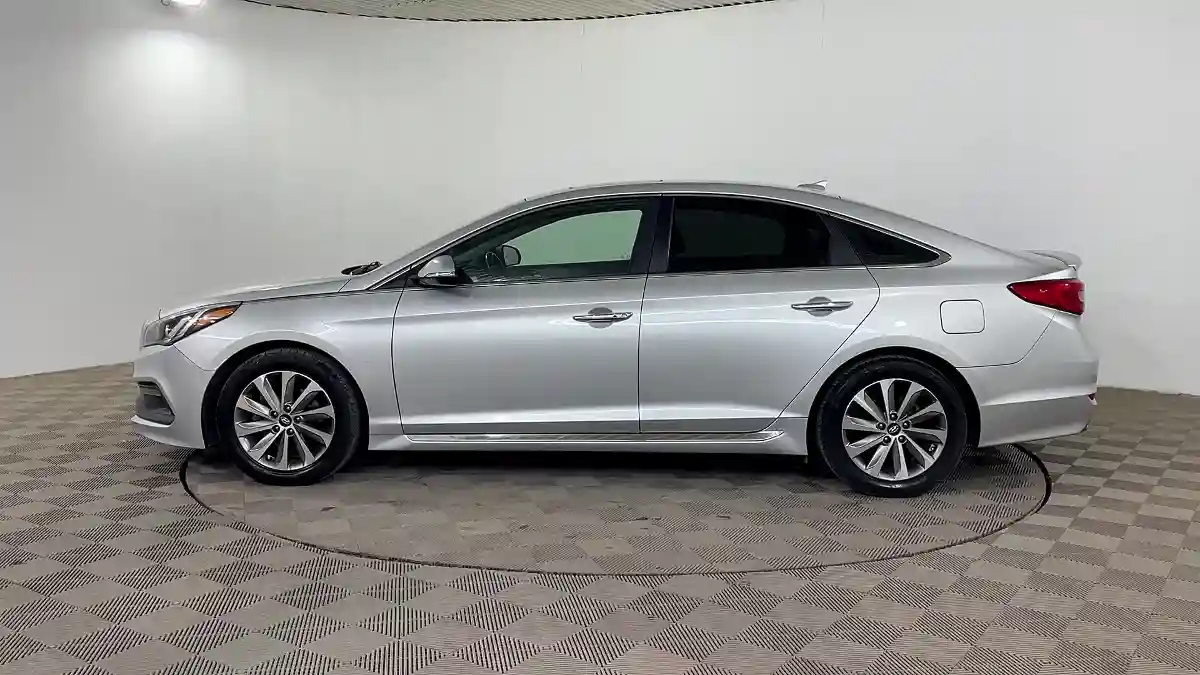 Hyundai Sonata 2015 года за 8 090 000 тг. в Шымкент