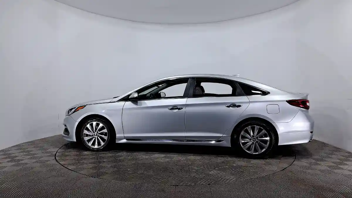 Hyundai Sonata 2016 года за 7 390 000 тг. в Астана