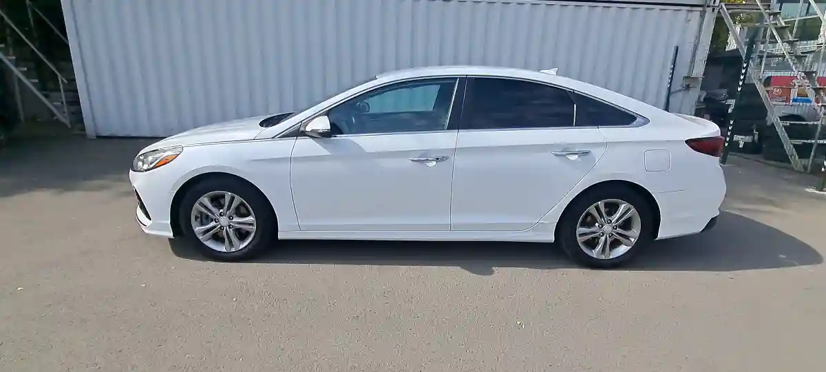 Hyundai Sonata 2017 года за 7 890 000 тг. в Алматы