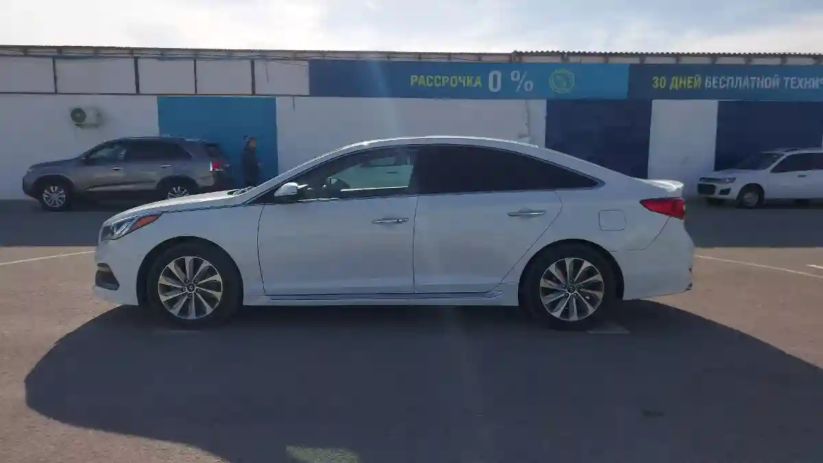 Hyundai Sonata 2017 года за 10 000 000 тг. в Актау