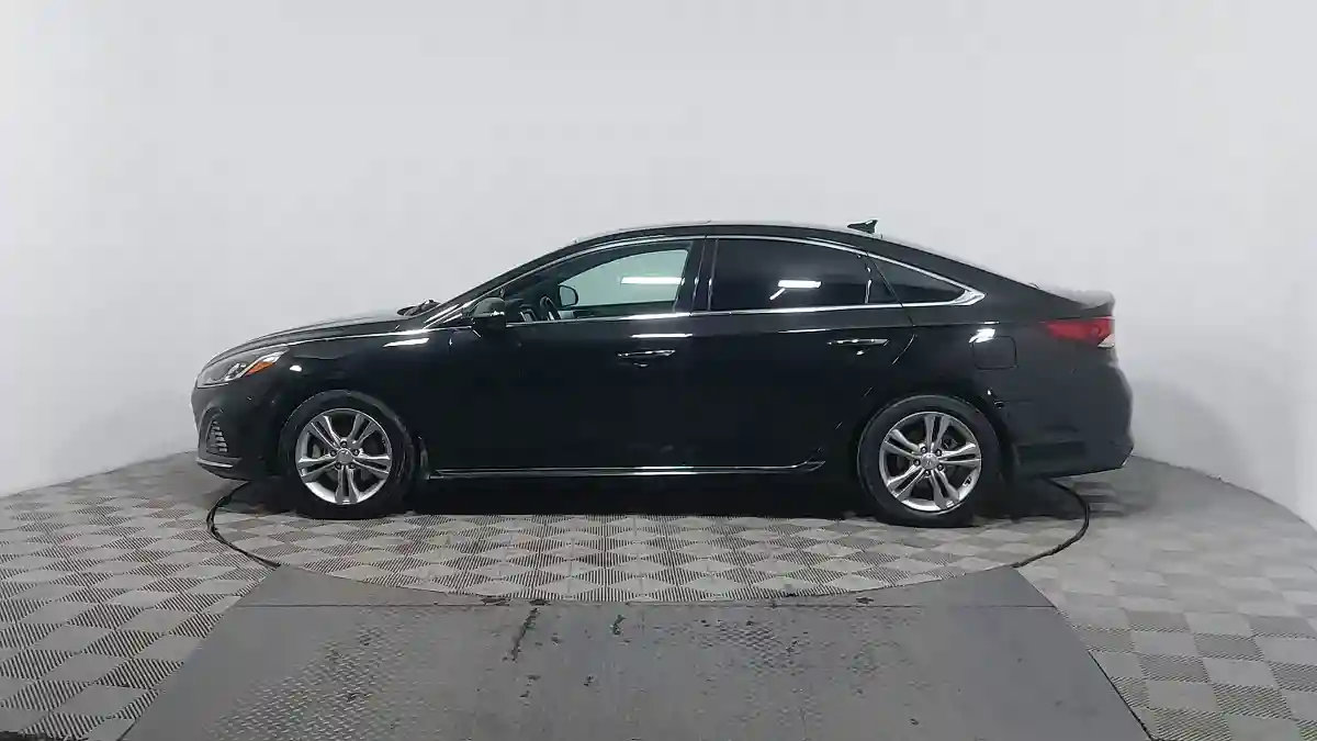 Hyundai Sonata 2018 года за 8 390 000 тг. в Астана