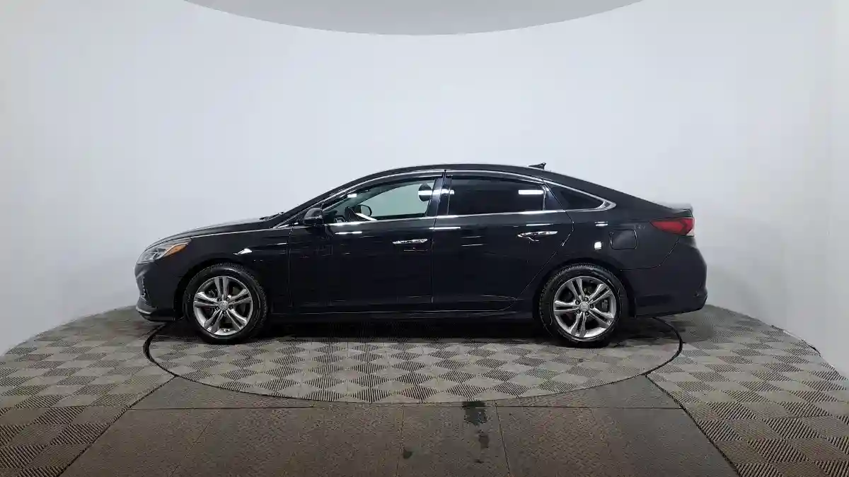Hyundai Sonata 2017 года за 8 990 000 тг. в Астана