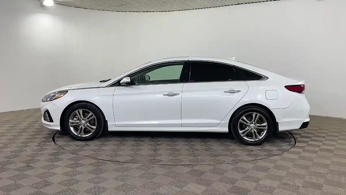 Hyundai Sonata 2018 года за 9 590 000 тг. в Шымкент