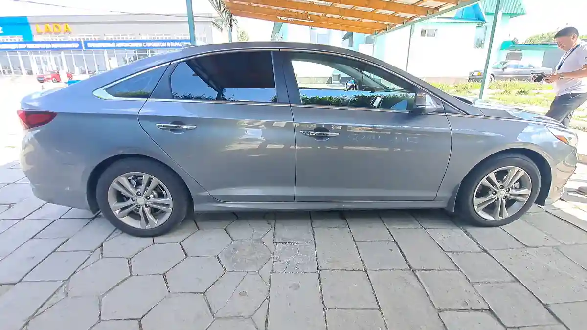 Hyundai Sonata 2019 года за 13 000 000 тг. в Талдыкорган