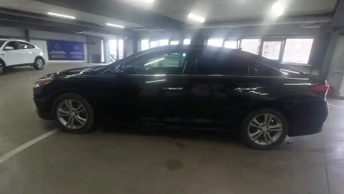 Hyundai Sonata 2018 года за 10 500 000 тг. в Астана