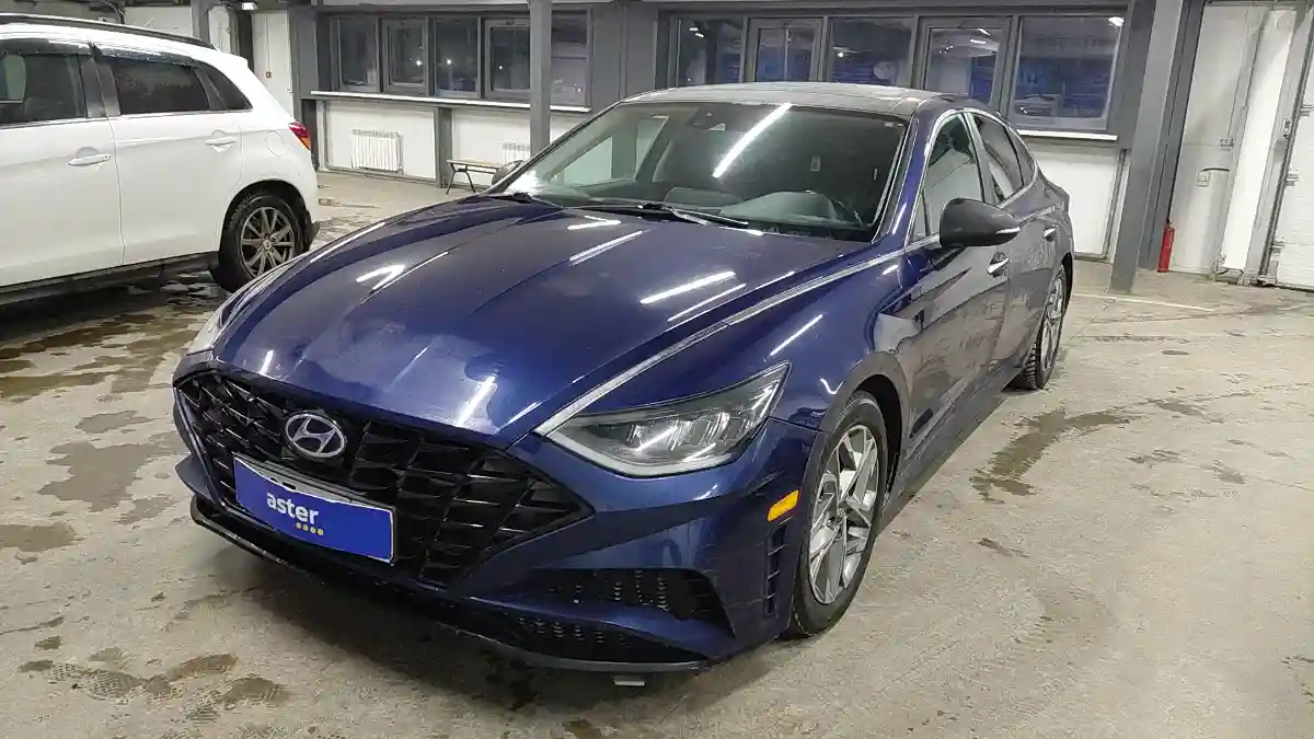 Hyundai Sonata 2020 года за 13 000 000 тг. в Астана